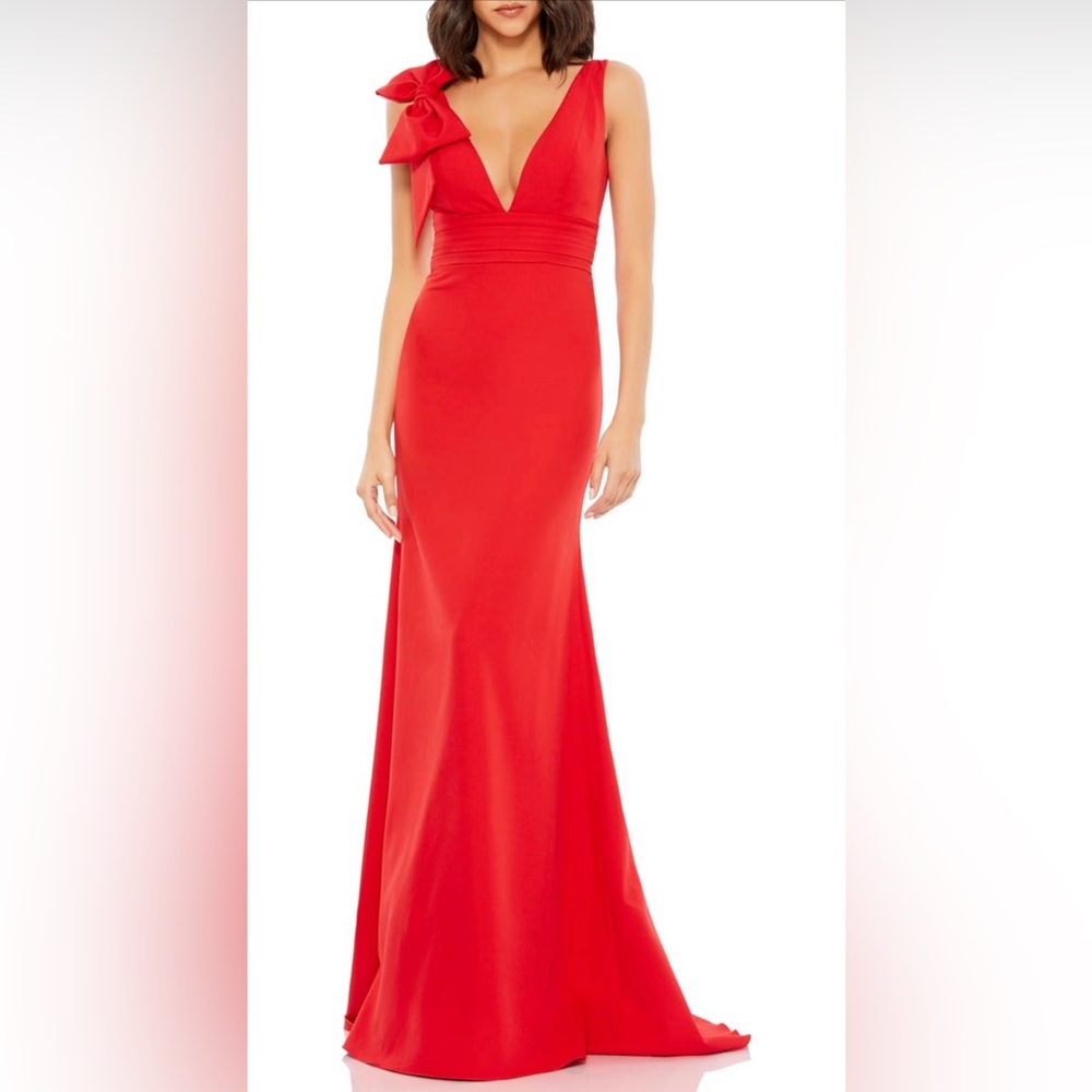 Mac Duggal Bow Shoulder V-Neck Red Gown
